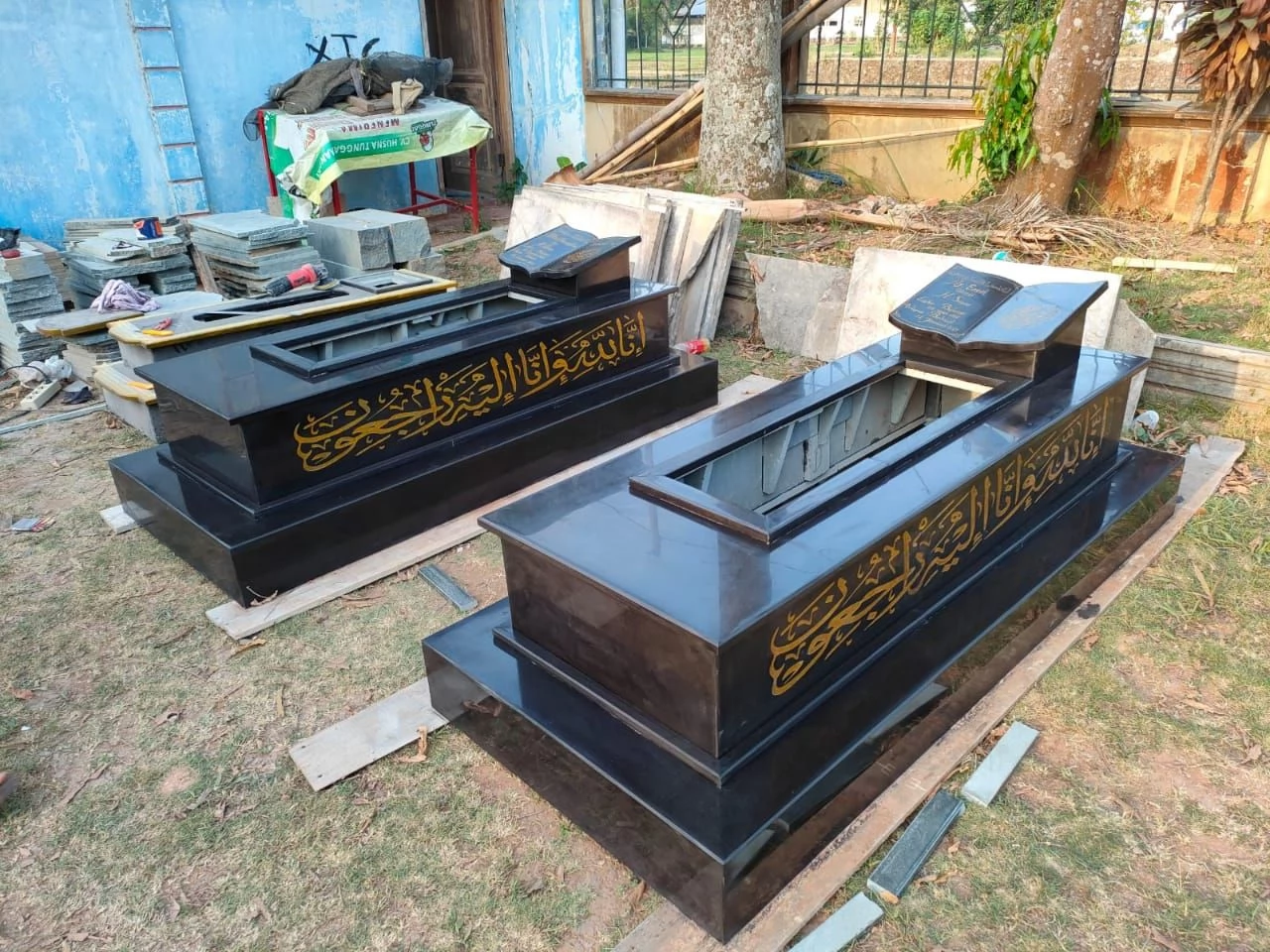 https://lancarusaha.my.id/produk/311/jual-batu-nisan-di-malang